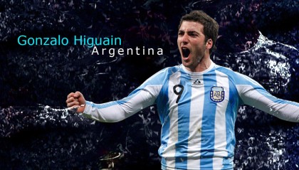 开云首页登录-【规则深入】裁判如何应对比赛中的争议犯规？，比赛过程中当裁判员发现误判时只能在什么时间更改判决