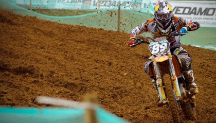 开云体育登陆入口-“青少年足球联赛激烈激战，涌现多位新星”，青少年足球大赛