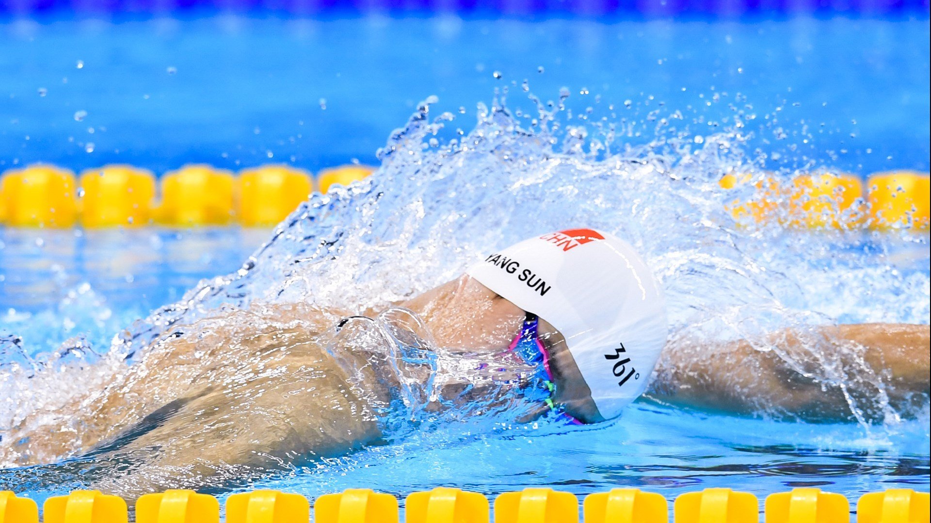 赛后专访：李明感言“团队合作是关键”！，李明资料